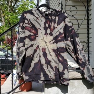 Bleach Tye Fie Sweatshirt